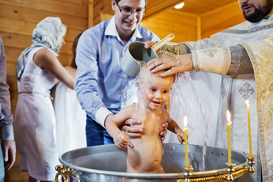 Фото - Крещение ребенка — что нужно знать маме? Что необходимо для крещения малыша?